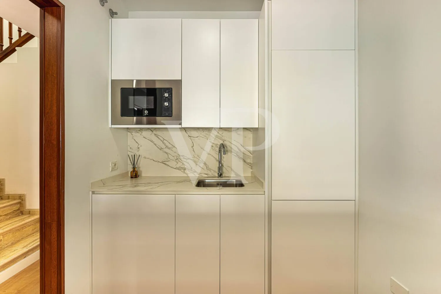 Ático renovado con elegancia en una ubicación tranquila de Palm-Mar