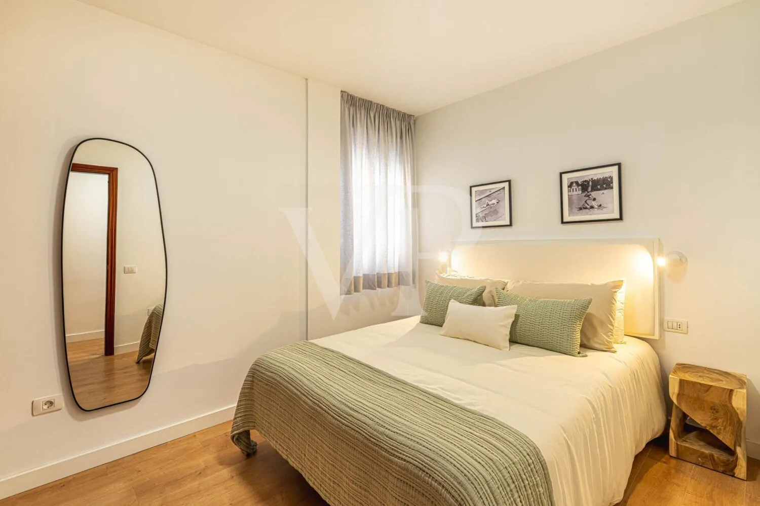 Ático renovado con elegancia en una ubicación tranquila de Palm-Mar