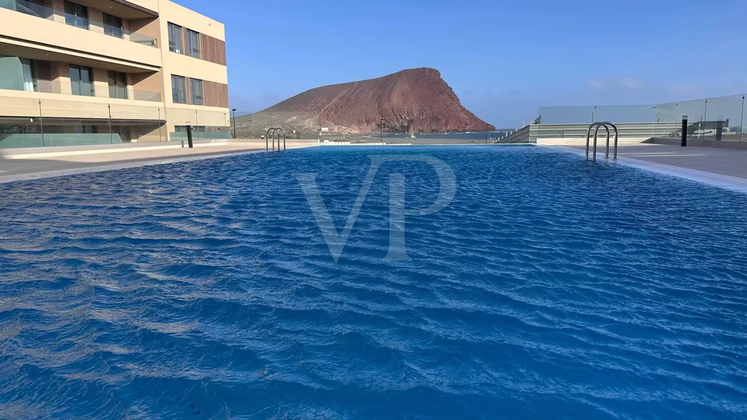 Exclusive Ground Floor Apartment on the Seafront with Stunning Views