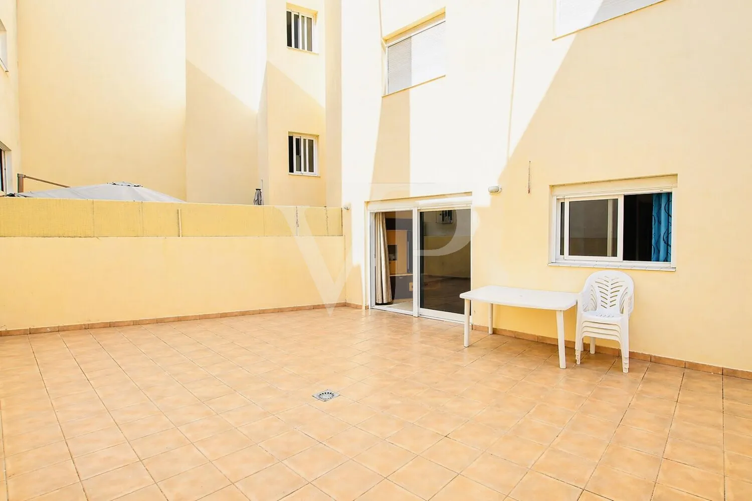 Attraktive Erdgeschosswohnung mit großer Sonnenterrasse in Adeje