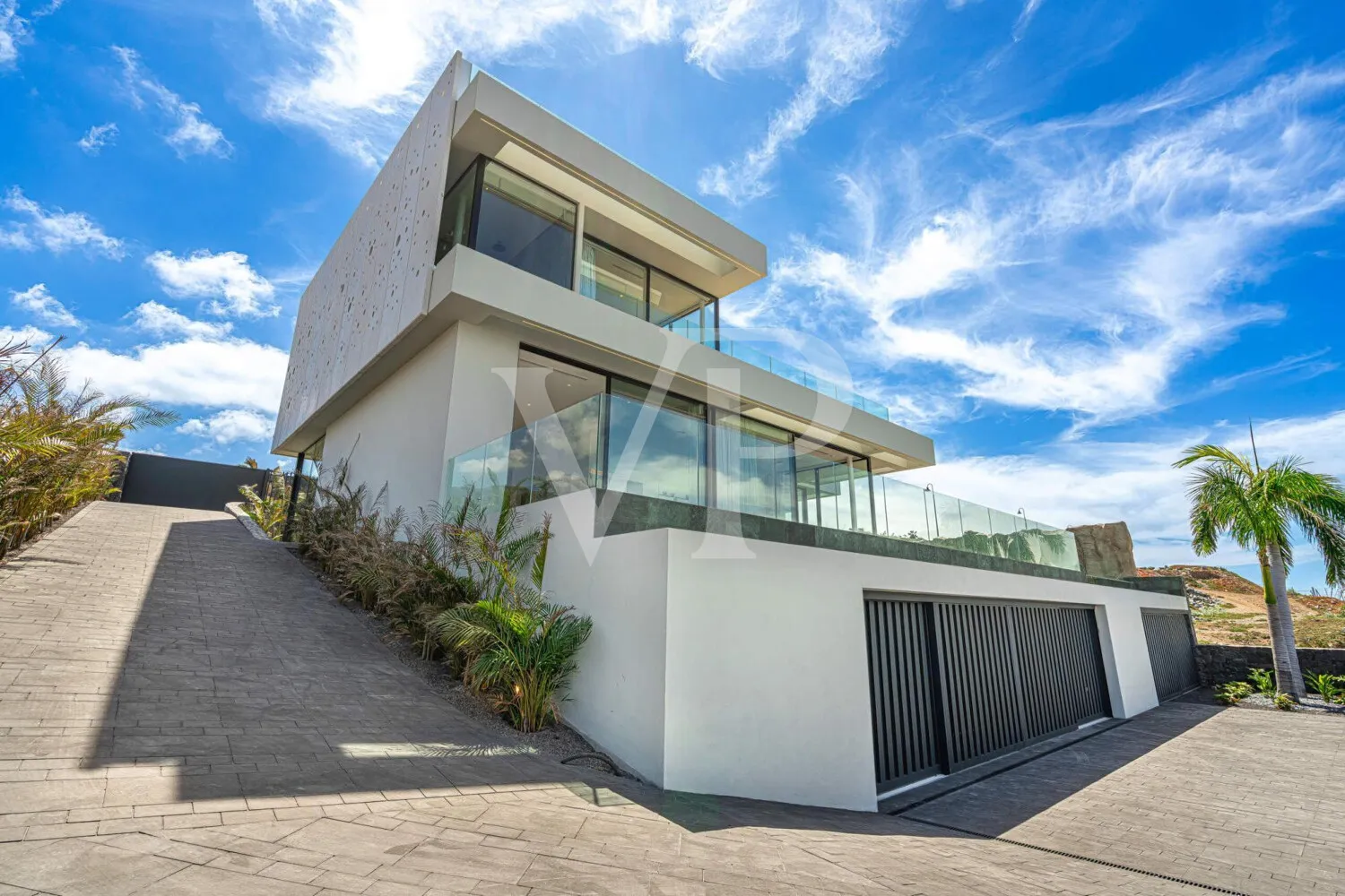 Exklusive Villa mit Smart-Home-System und spektakulärem Blick im Golf von Abama