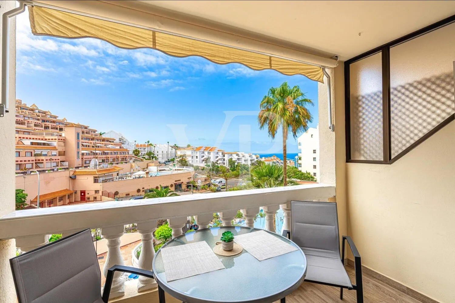Ein Traum am Atlantik: Stilvoll renoviertes Studio mit Meerblick in Los Cristianos