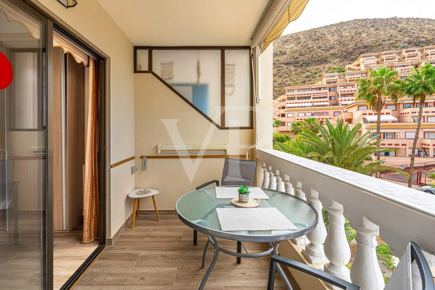 Ein Traum am Atlantik: Stilvoll renoviertes Studio mit Meerblick in Los Cristianos