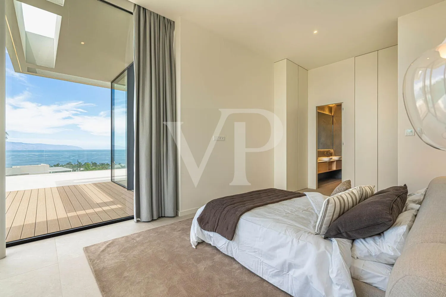 Exklusive Villa mit Smart-Home-System und spektakulärem Blick im Golf von Abama