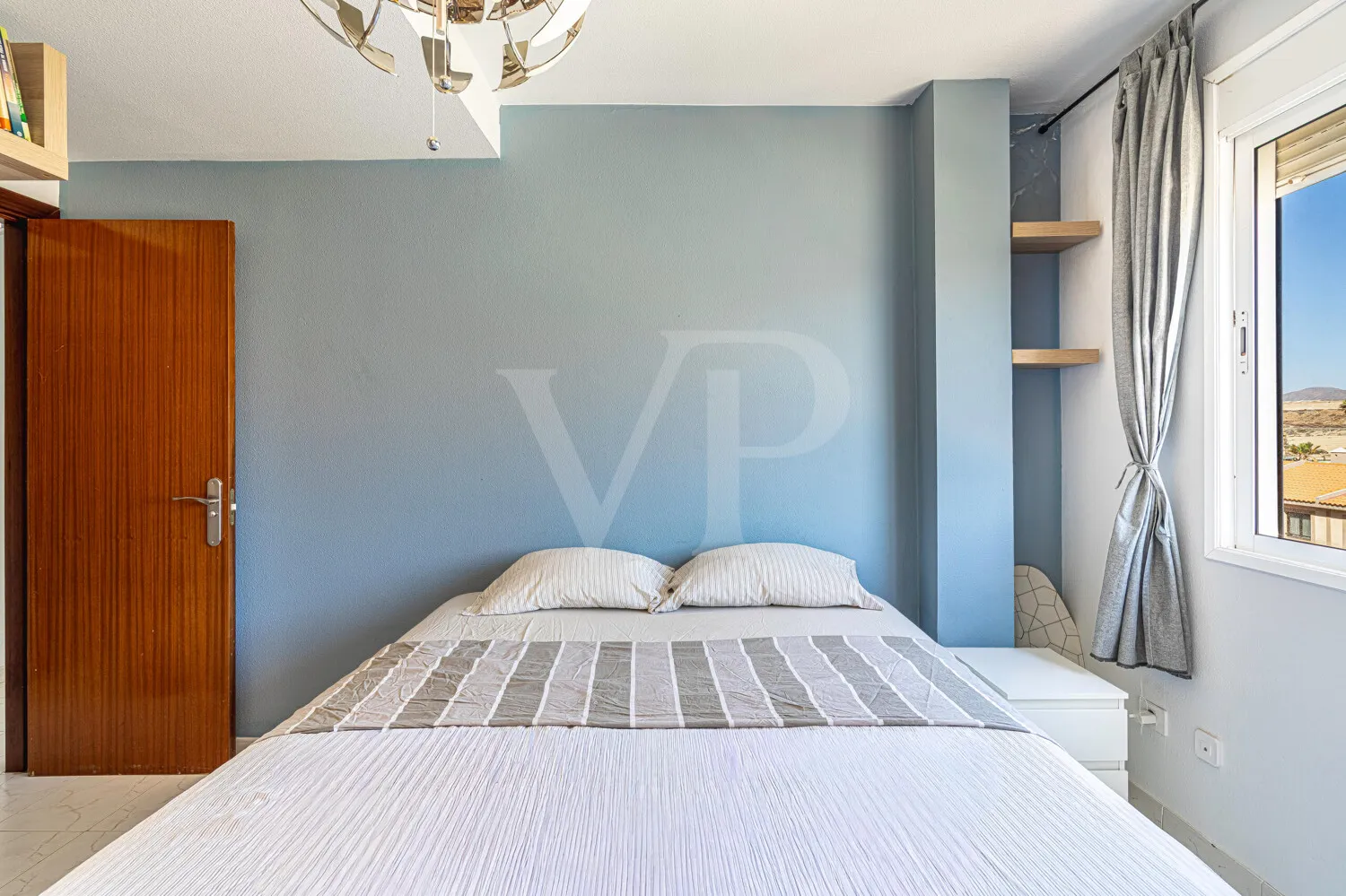 Maisonettewohnung mit großzügiger Dachterrasse und lichtdurchfluteten Wohnbereichen