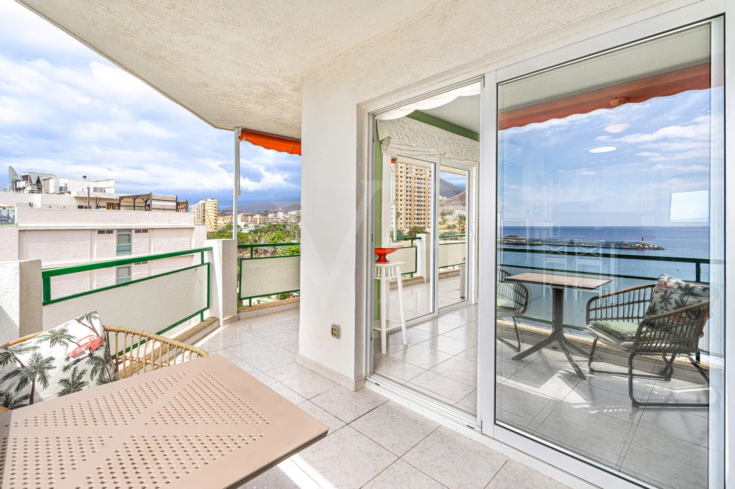 Spektakuläres Meerblick-Apartment in 1. Meereslinie – Los Cristianos