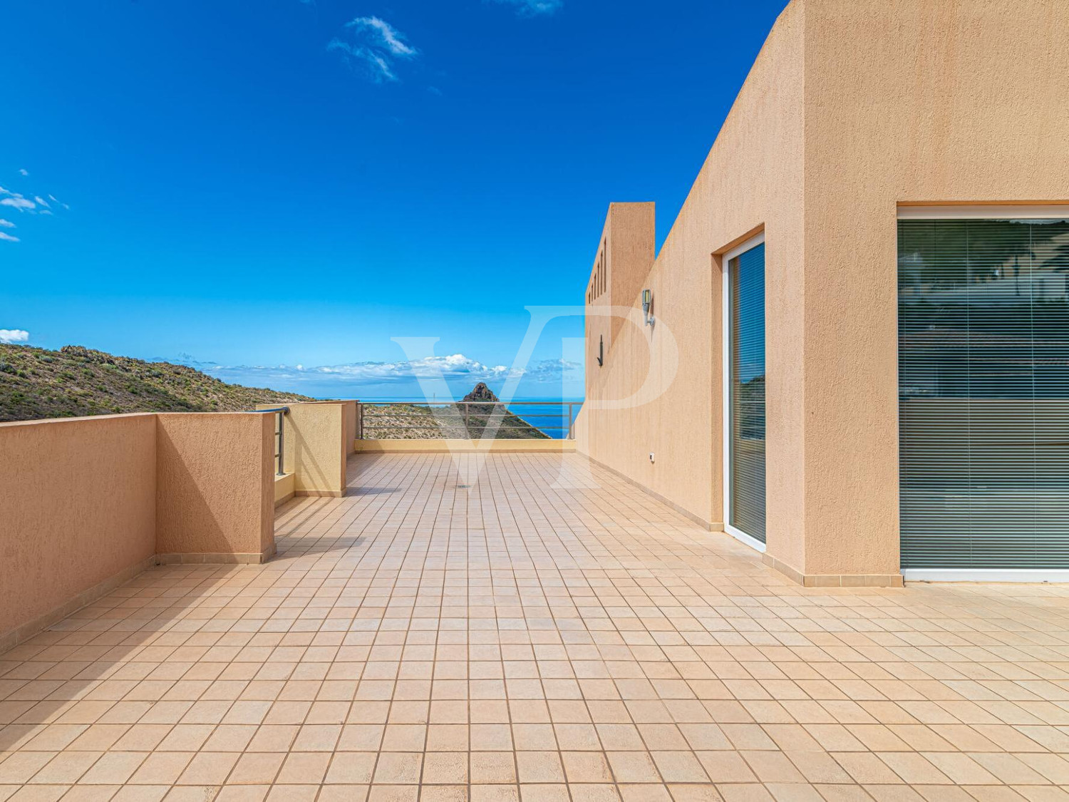 Hervorragende Villa mit Meerblick und Pool in Roque del Conde