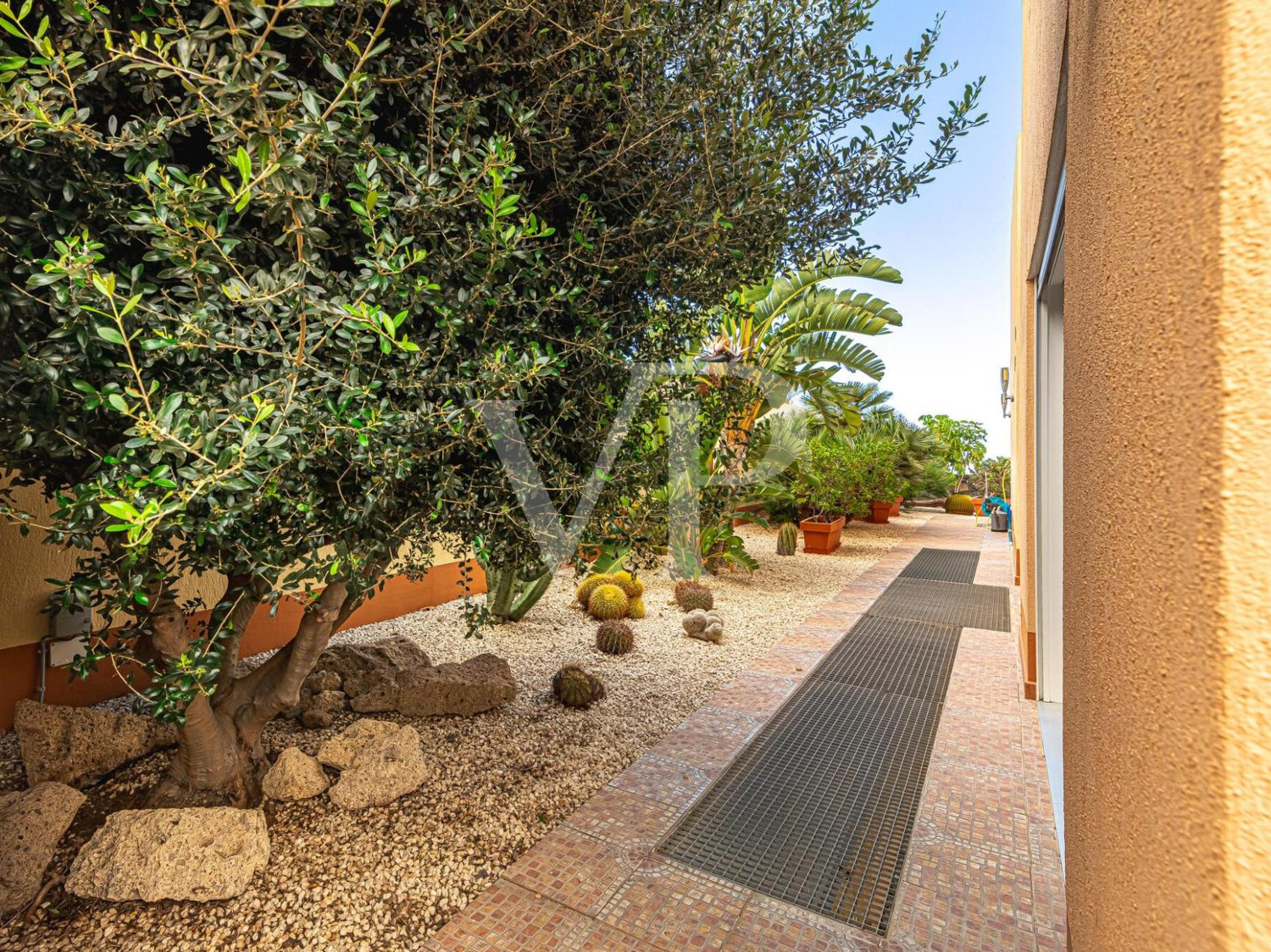 Hervorragende Villa mit Meerblick und Pool in Roque del Conde