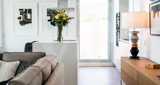 von_poll_real_estate_property_ES213182874_image_2