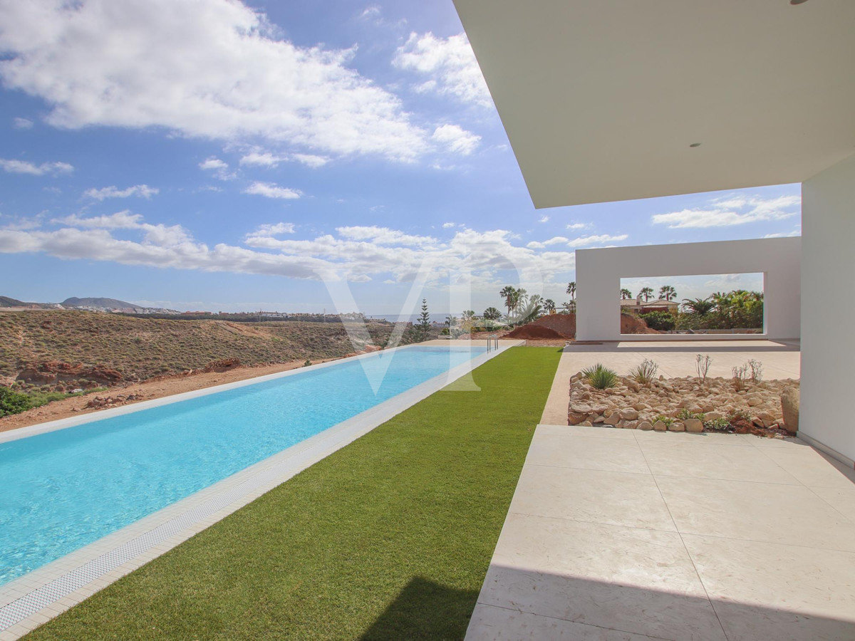 Spektakuläre Villa mit viel natürlichem Licht in Golf Costa Adeje