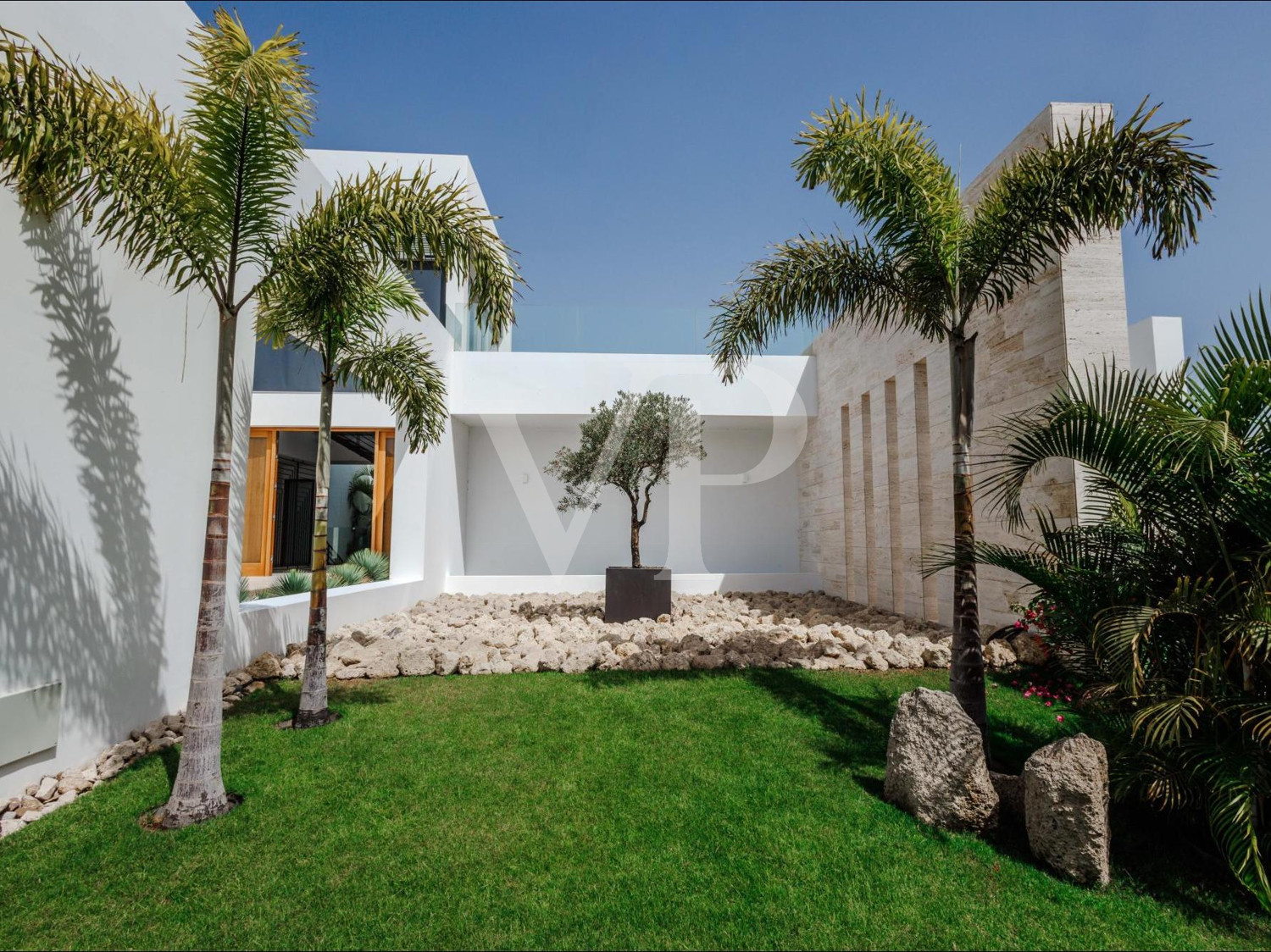 Spektakuläre Villa mit viel natürlichem Licht in Golf Costa Adeje