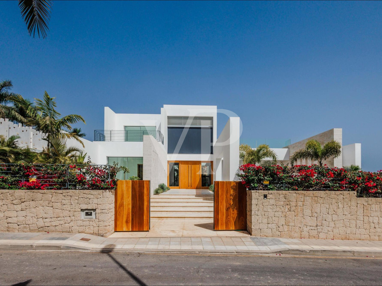 Spektakuläre Villa mit viel natürlichem Licht in Golf Costa Adeje
