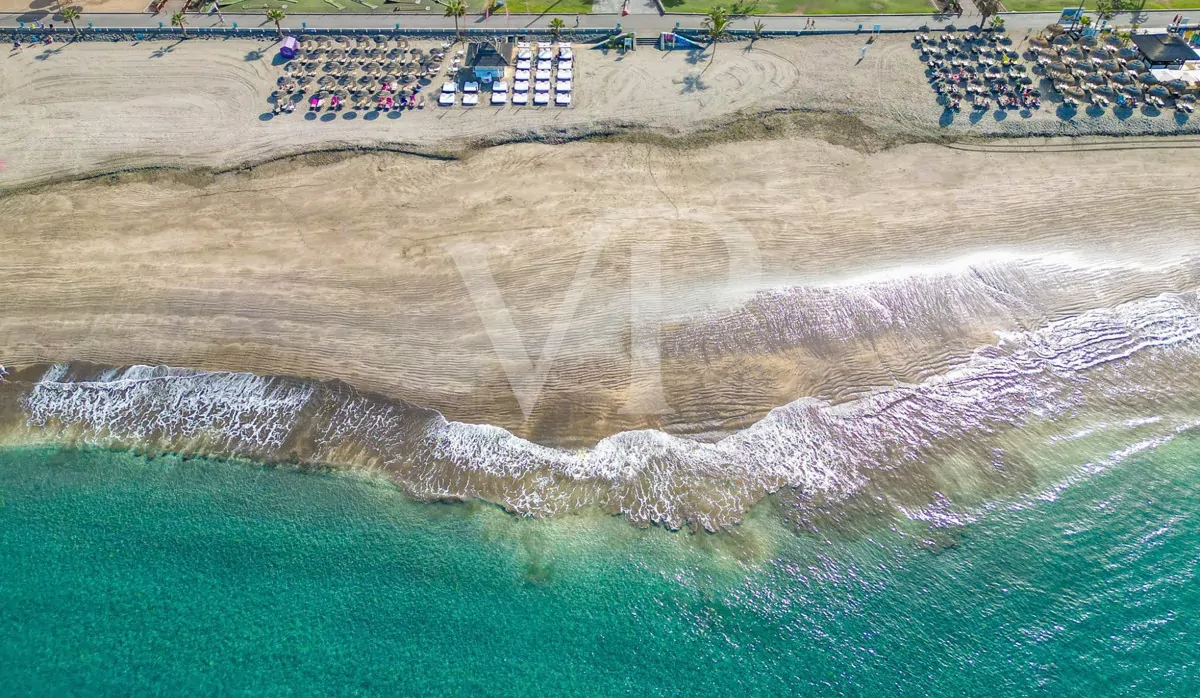 Chalet adosado en primera línea de mar en Playa Fañabe