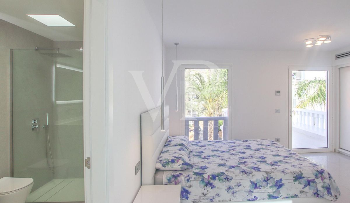 Fantastisches Reihenhaus in in erster Meereslinie am Playa Fañabe