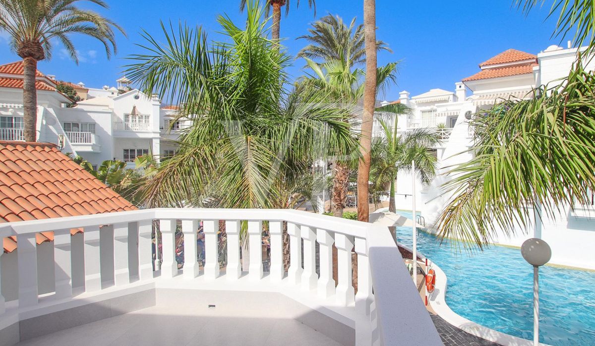 Fantastisches Reihenhaus in in erster Meereslinie am Playa Fañabe