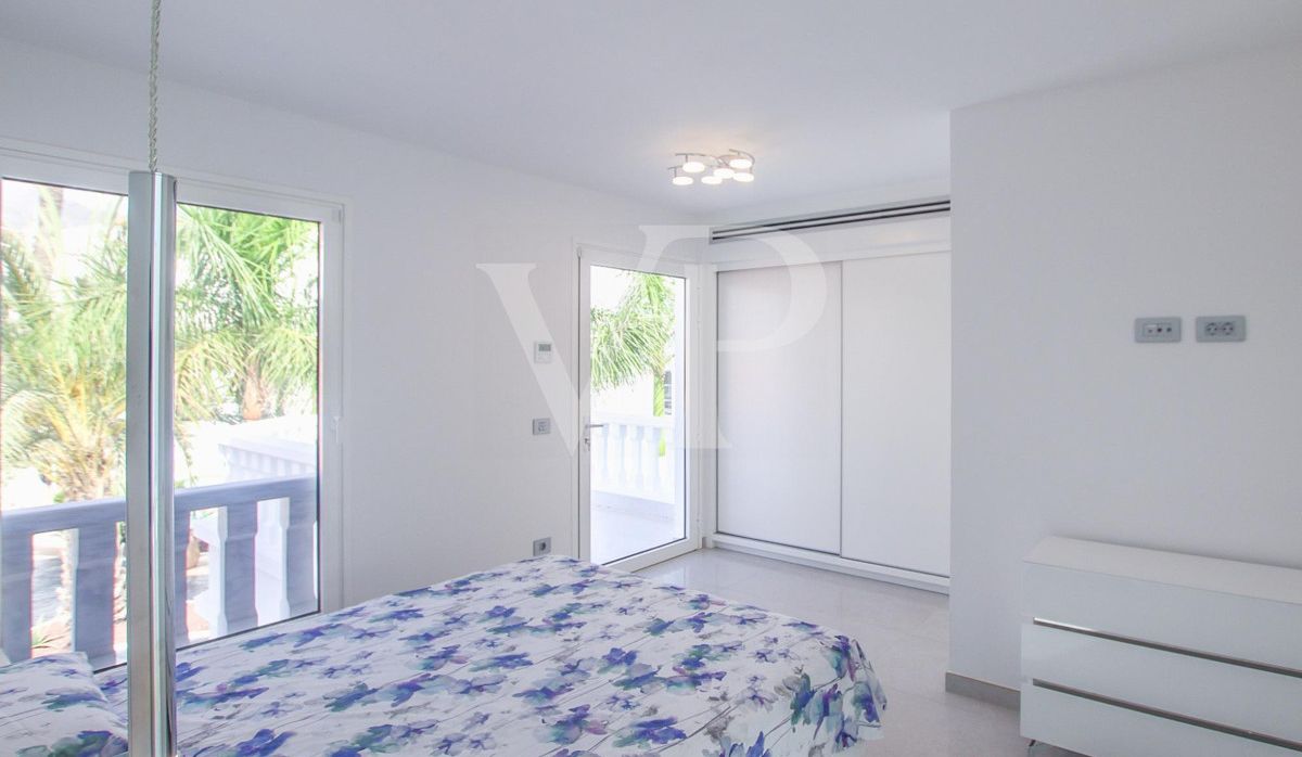 Fantastisches Reihenhaus in in erster Meereslinie am Playa Fañabe
