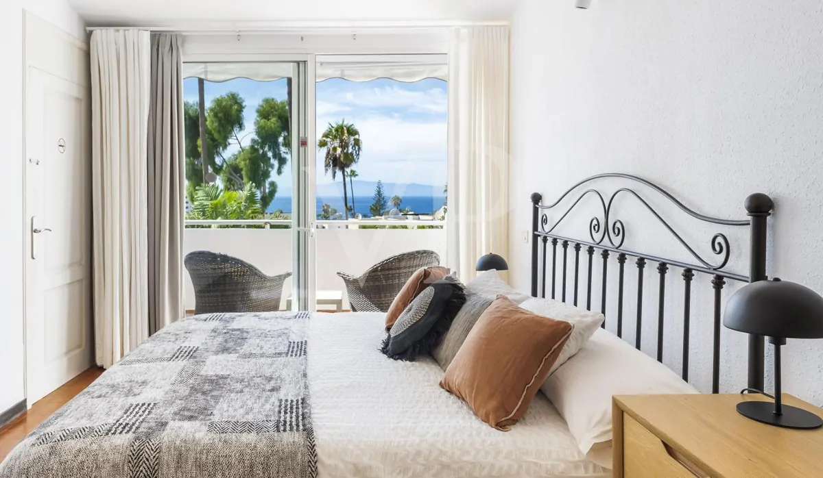 Zwei rundum perfekte Doppelhaushälften mit Meerblick in Playa de las Américas