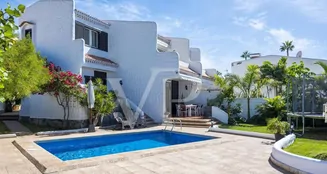 von_poll_real_estate_property_ES223183932_image_0