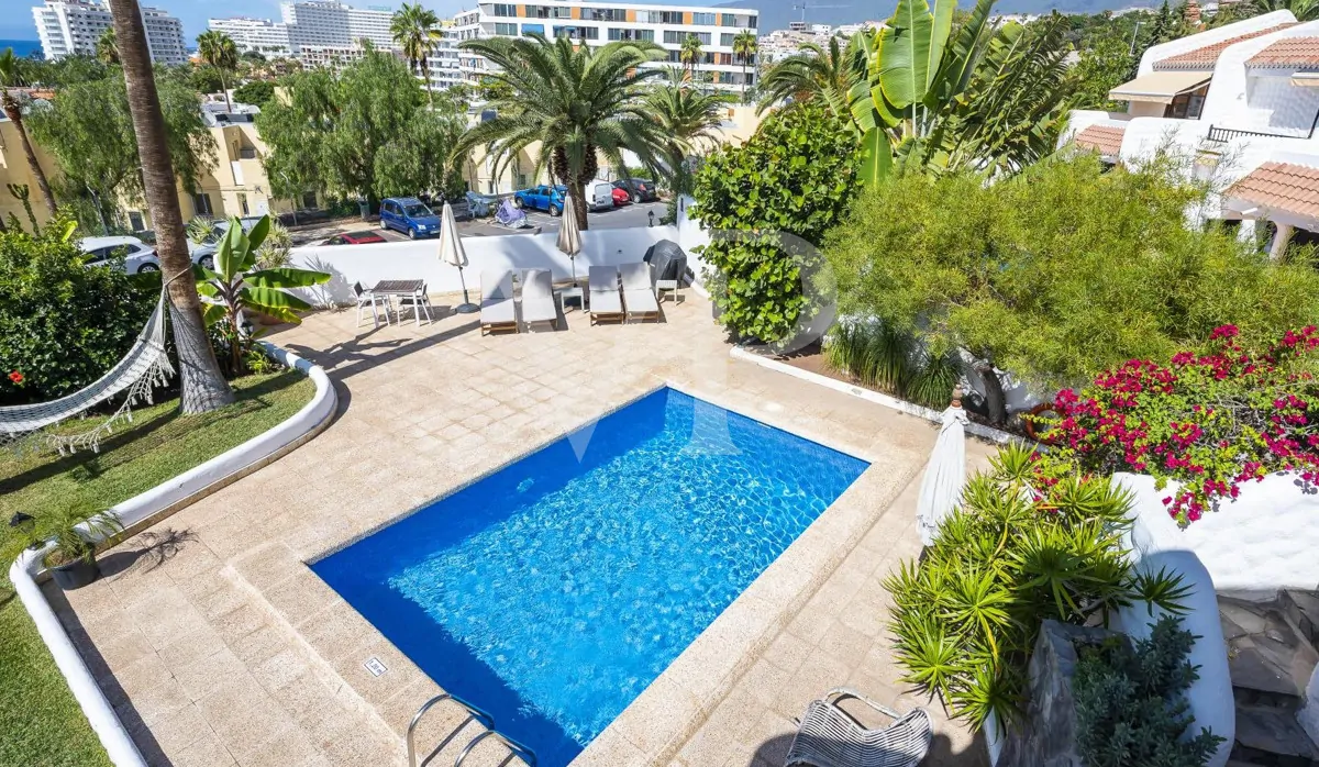 Zwei rundum perfekte Doppelhaushälften mit Meerblick in Playa de las Américas