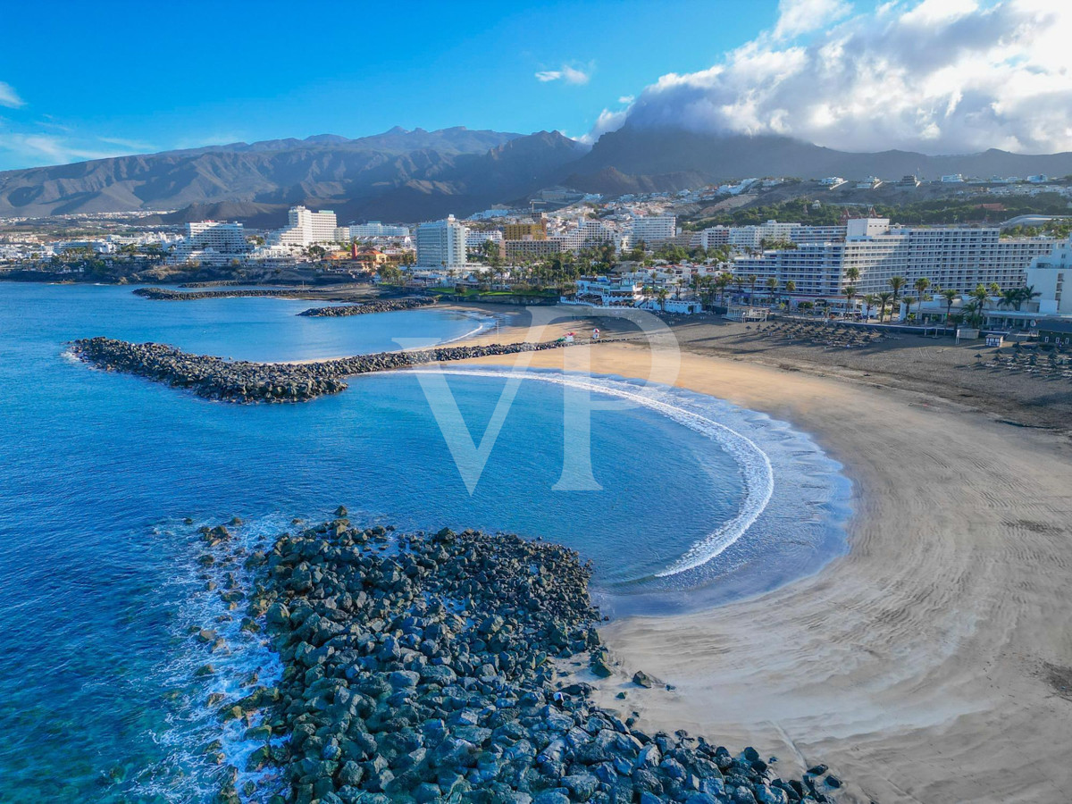 Zwei rundum perfekte Doppelhaushälften mit Meerblick in Playa de las Américas