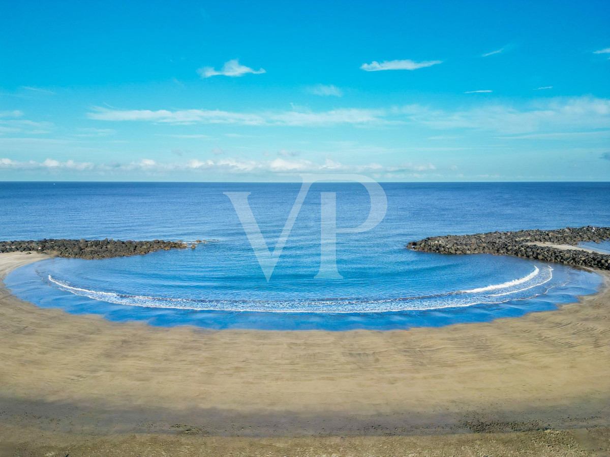 Villas familiares con vistas al mar en el corazón de Playa de las Américas