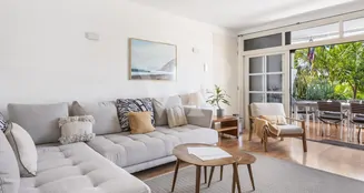 von_poll_real_estate_property_ES223183932_image_148