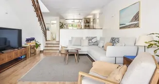 von_poll_real_estate_property_ES223183932_image_150