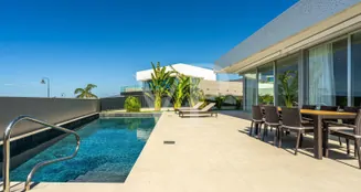 von_poll_real_estate_property_ES223184024_image_60