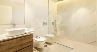 von_poll_real_estate_property_ES223184024_image_110