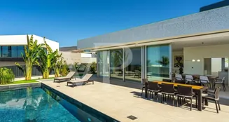 von_poll_real_estate_property_ES223184024_image_0