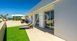 von_poll_real_estate_property_ES223184024_image_7