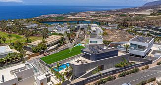 von_poll_real_estate_property_ES223184024_image_54