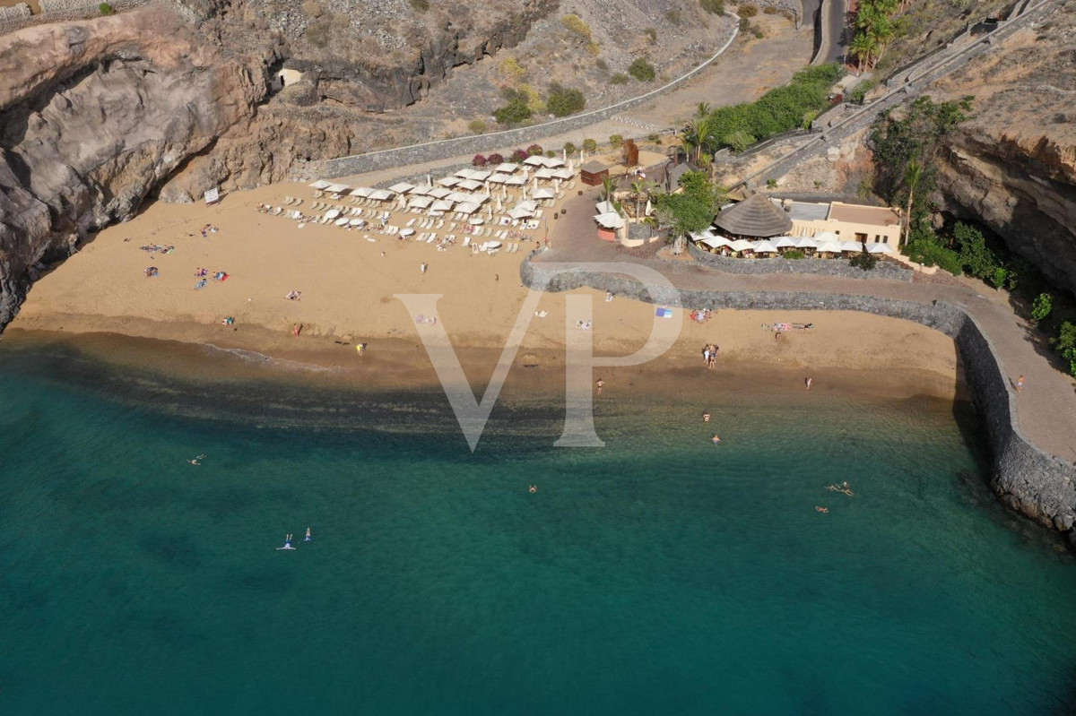 Fantástico ático de esquina con vistas al mar en Abama