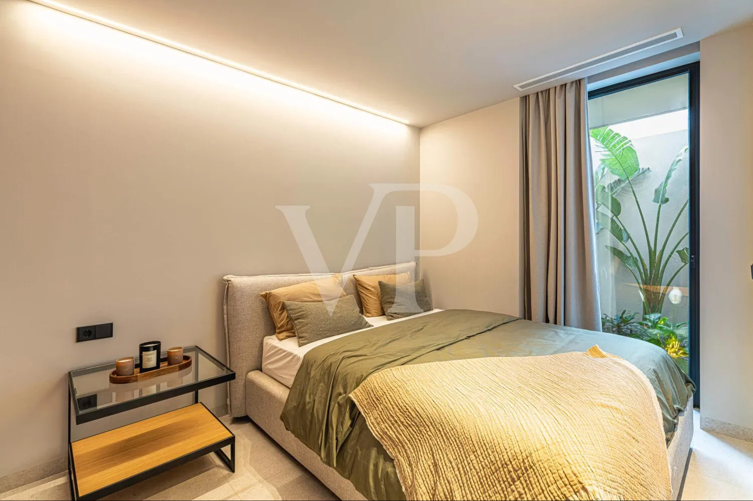 Luxus új építési projekt Callao Salvajében