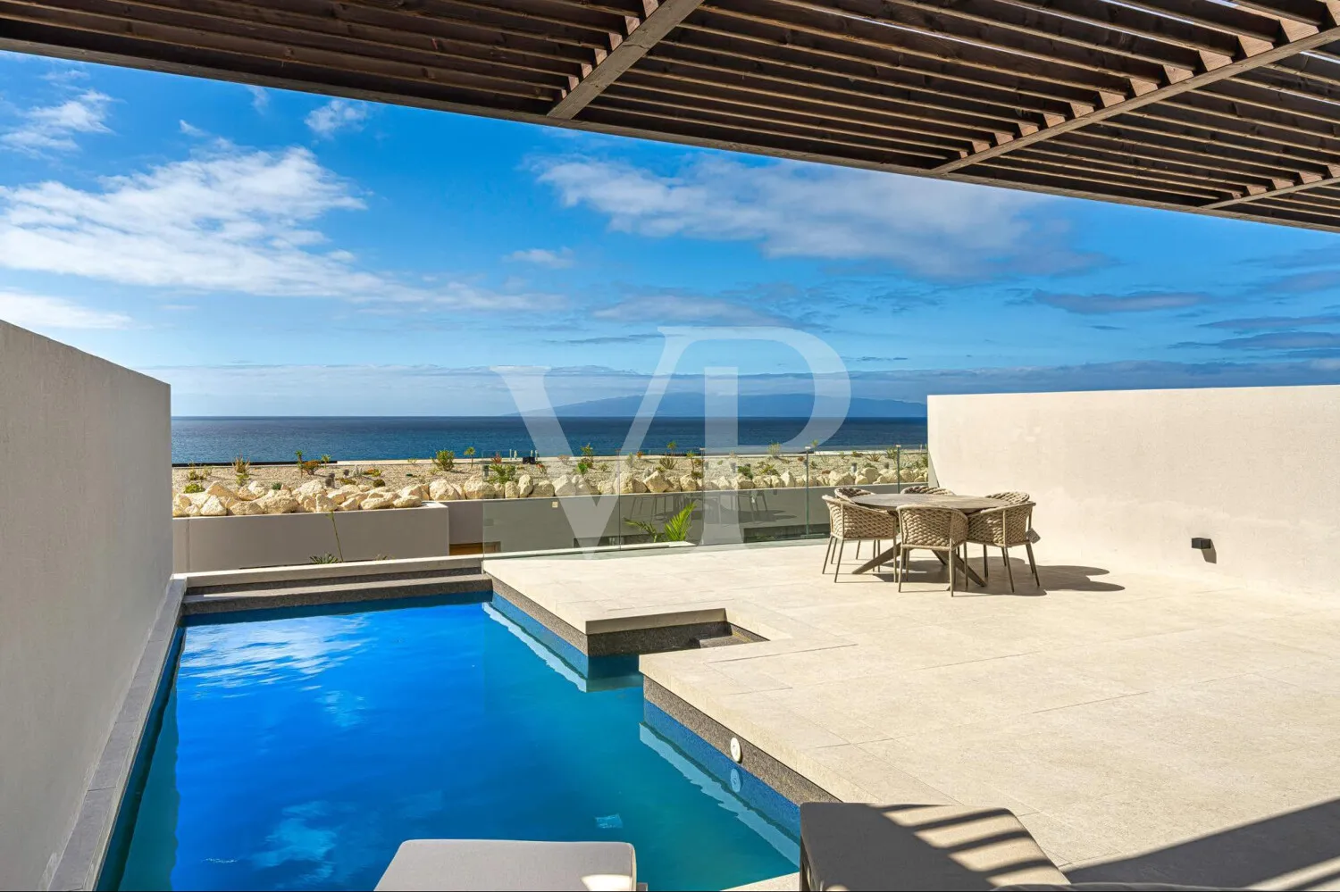 Ático luminoso de nueva construcción en Callao Salvaje