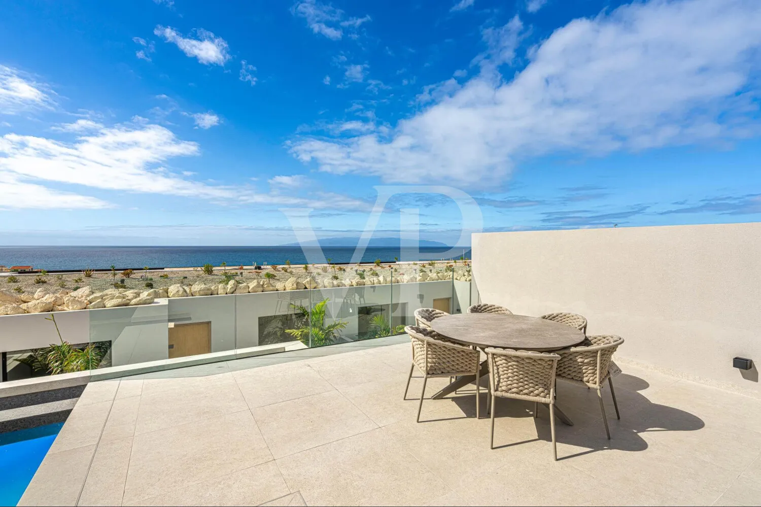 Ático luminoso de nueva construcción en Callao Salvaje