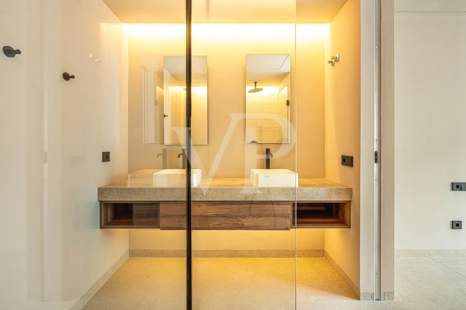 Ático luminoso de nueva construcción en Callao Salvaje