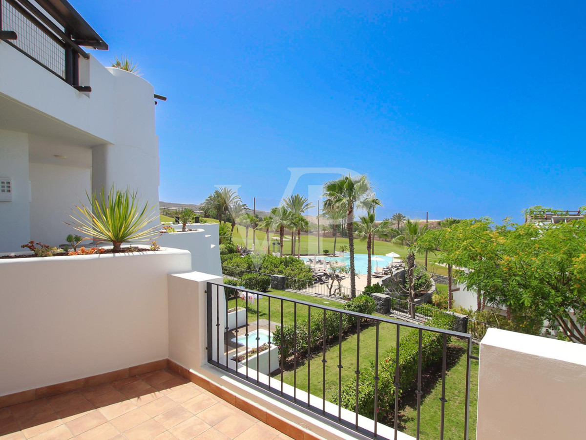 Luxurious 2-bedroom apartment with sea views in the exclusive Abama complex