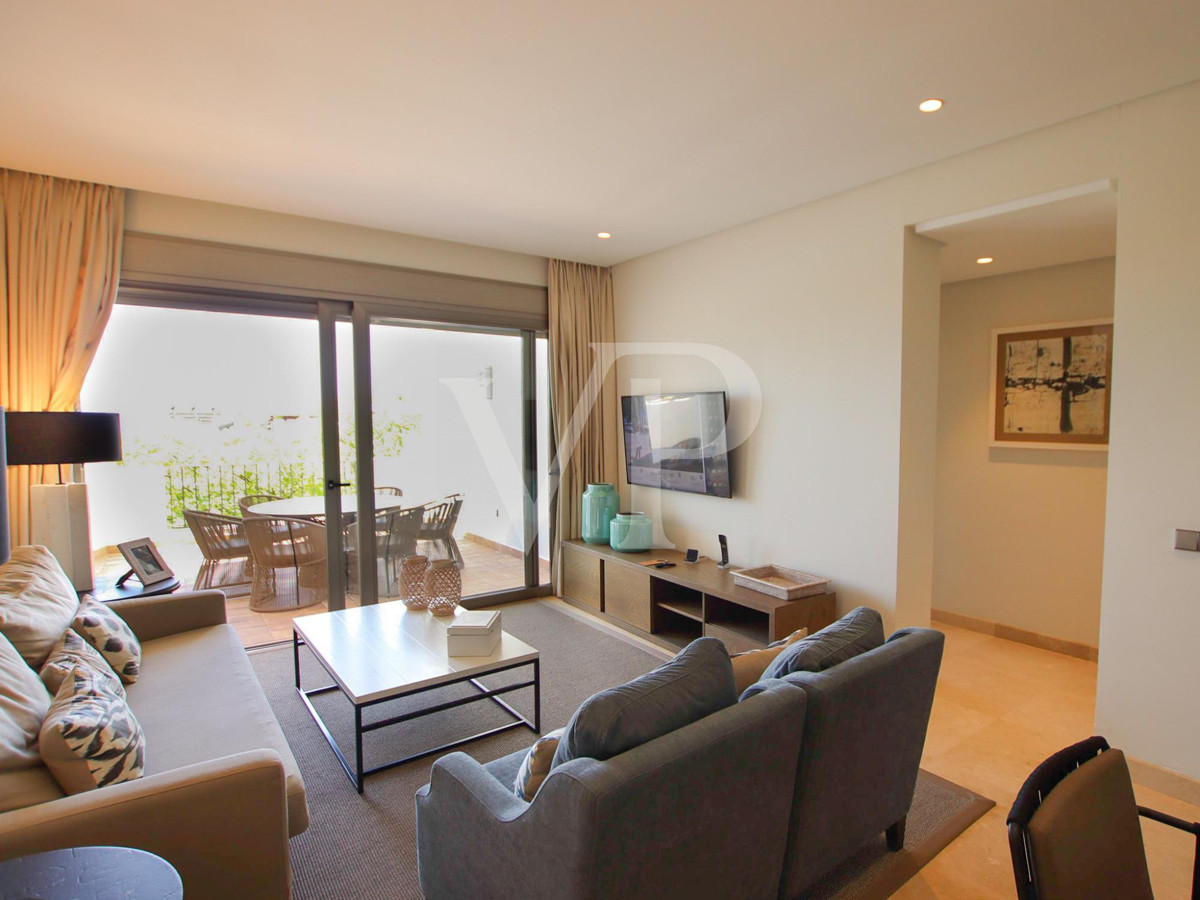 Luxurious 2-bedroom apartment with sea views in the exclusive Abama complex