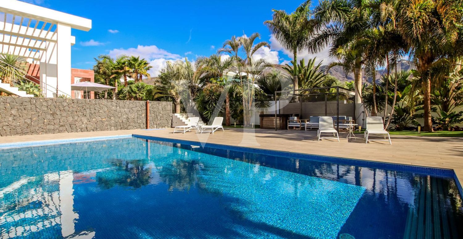 Prächtige Luxusvilla in Costa Adeje