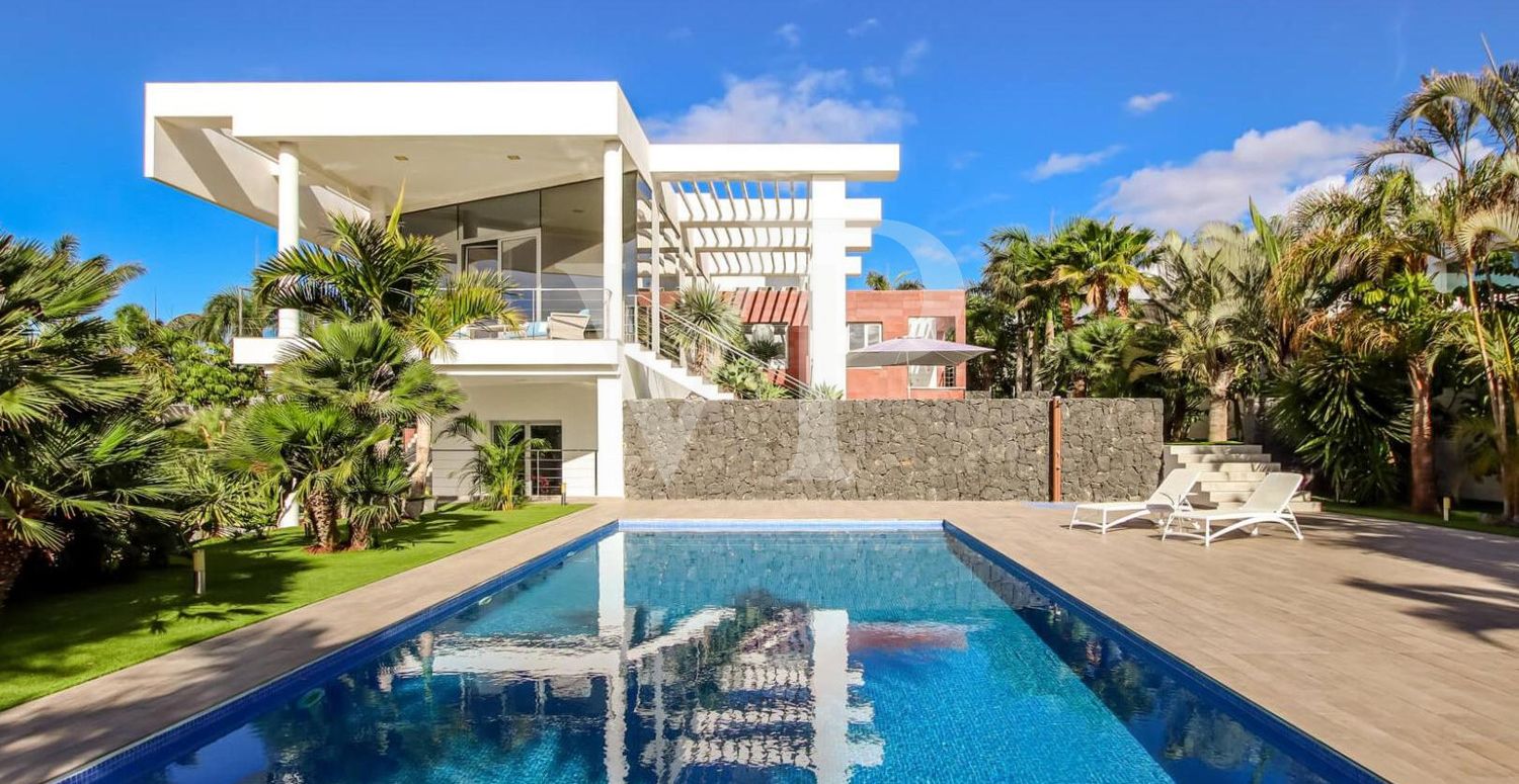 Prächtige Luxusvilla in Costa Adeje