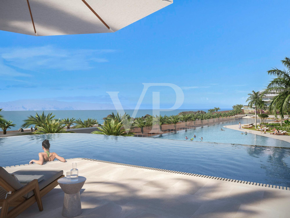 Ein Juwel in erster Meereslinie von Playa San Juan