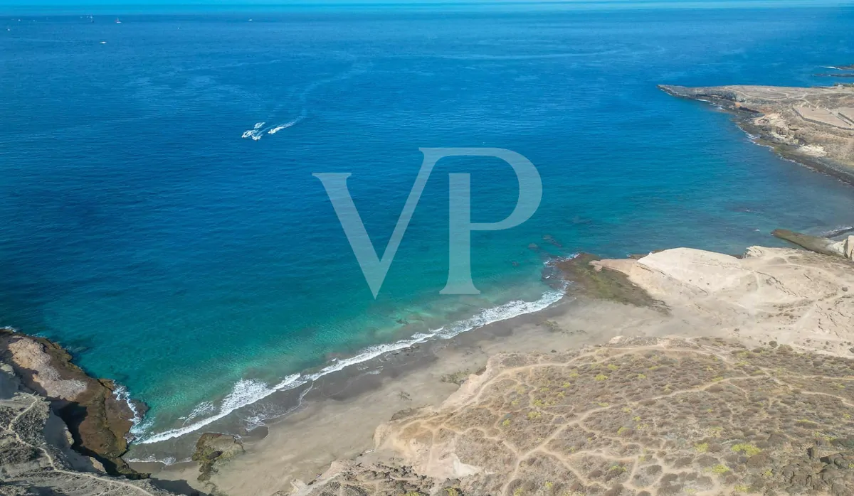 Terrain résidentiel avec licence et vue sur la mer à Golf Costa Adeje