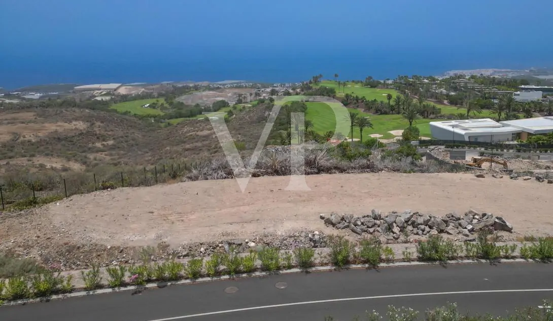 Perfektes Grundstück mit Meerblick im Abama Resort