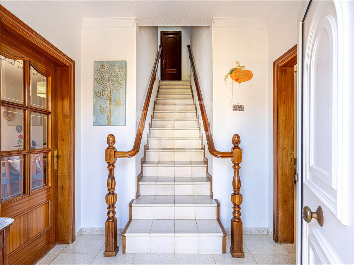 Belle maison individuelle avec une belle terrasse au cœur d'Adeje