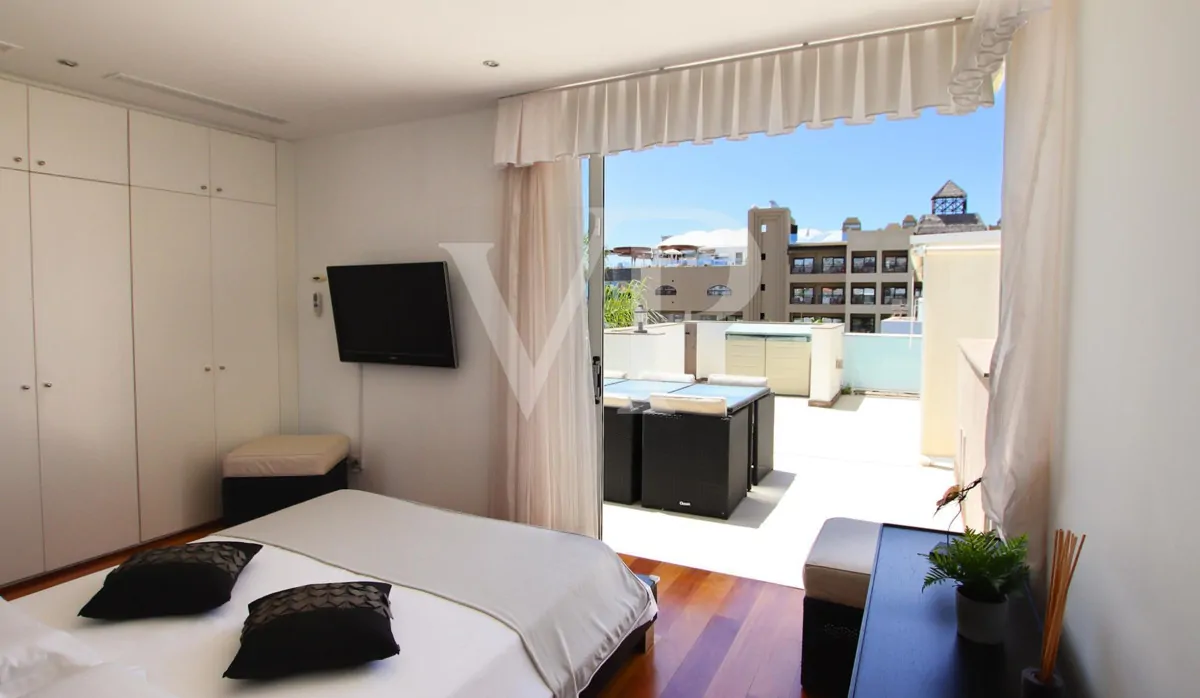 Exklusive moderne Villa mit Meerblick nur wenige Minuten vom Strand El Duque