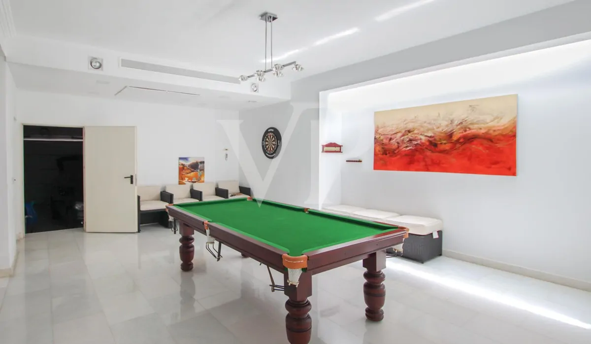 Exklusive moderne Villa mit Meerblick nur wenige Minuten vom Strand El Duque