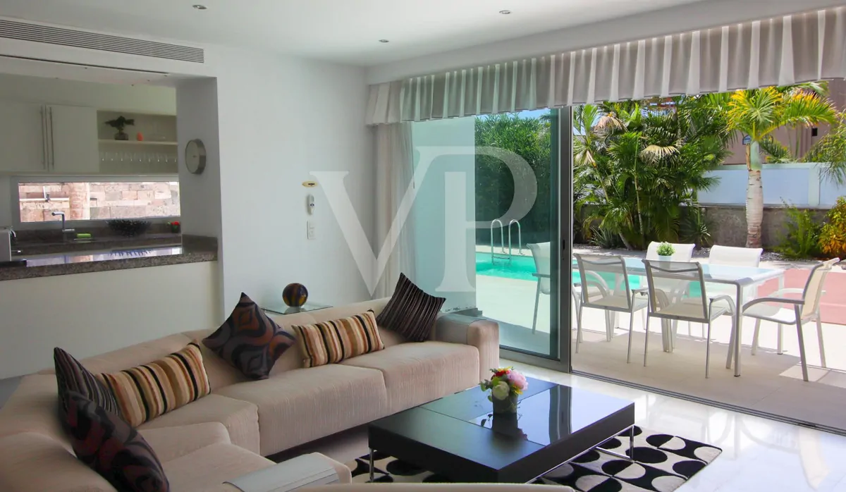 Exklusive moderne Villa mit Meerblick nur wenige Minuten vom Strand El Duque