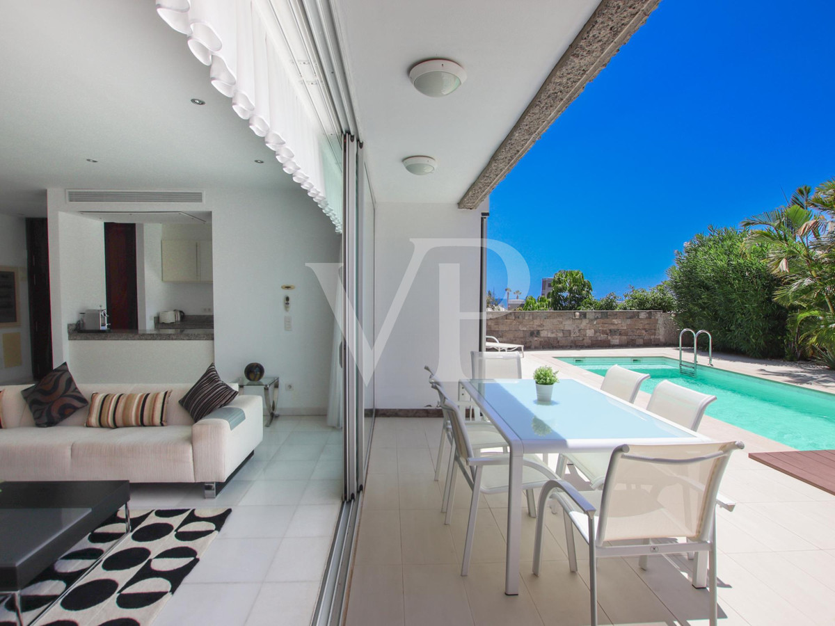 Exclusive modern villa with sea views just a few steps to the beach el Duque