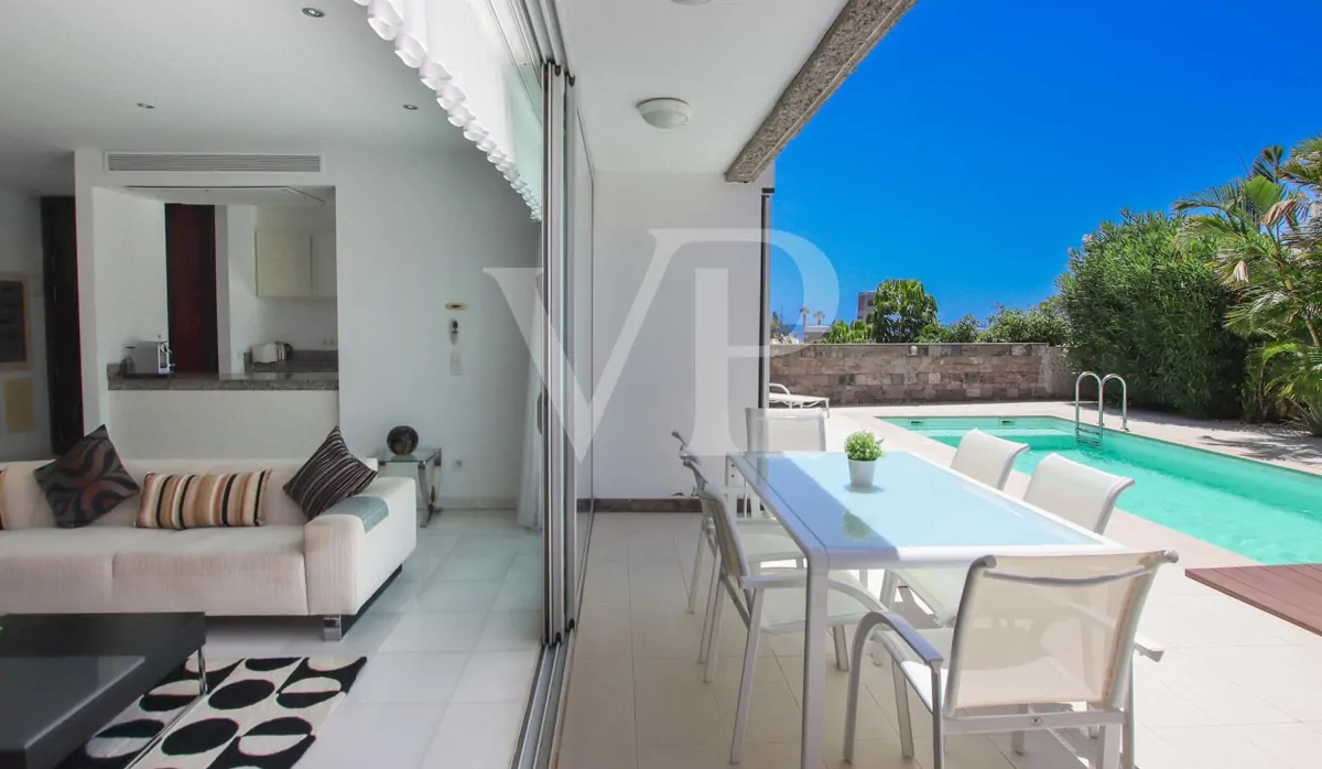 Exklusive moderne Villa mit Meerblick nur wenige Minuten vom Strand El Duque